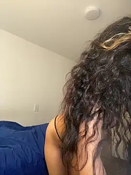 baby lizy online show from 10-30-25, 09:48