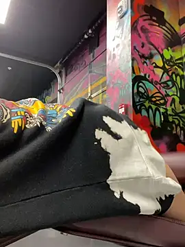 Snapshot of psilybaby chatting on 02-18-25, 06:15 psilybaby online show from 02-18-25, 06:15