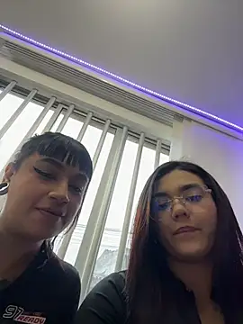 camianddanna online show from 11-28-25, 07:27