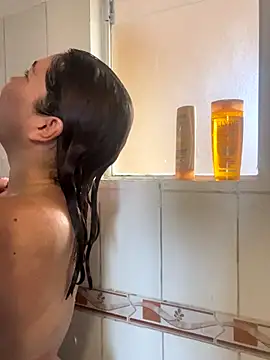 WhiteWomen online show from 12-01-25, 12:43