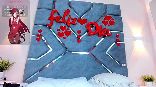 ashlyrey-1 online show from 02-14-25, 10:47