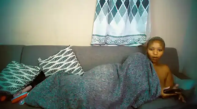 GoldenPussyXOXO online show from 12-22-24, 01:55