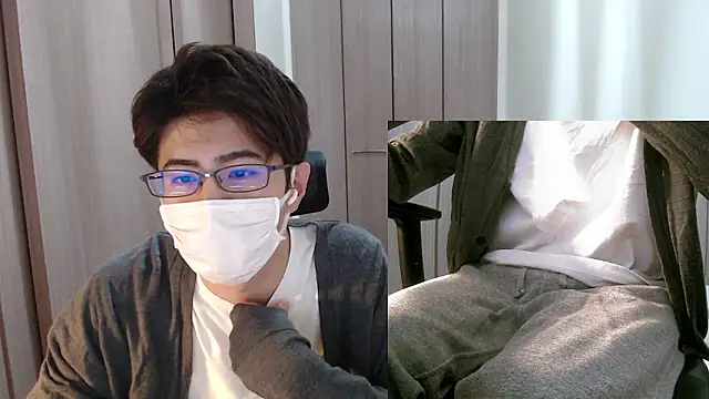 Snapshot of ryota_kkk chatting on 10-22-25, 09:36 ryota kkk online show from 10-22-25, 09:36