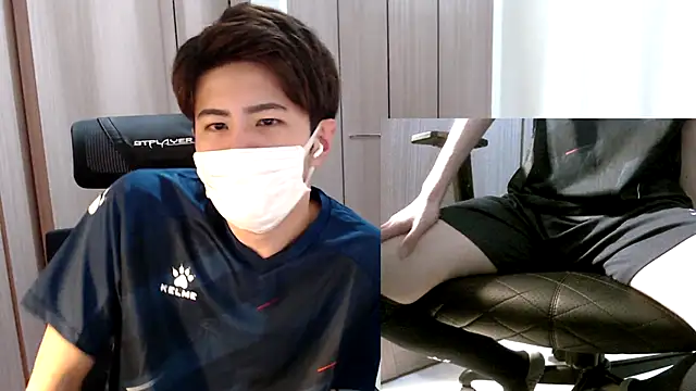 Snapshot of ryota_kkk chatting on 10-24-25, 02:24 ryota kkk online show from 10-24-25, 02:24