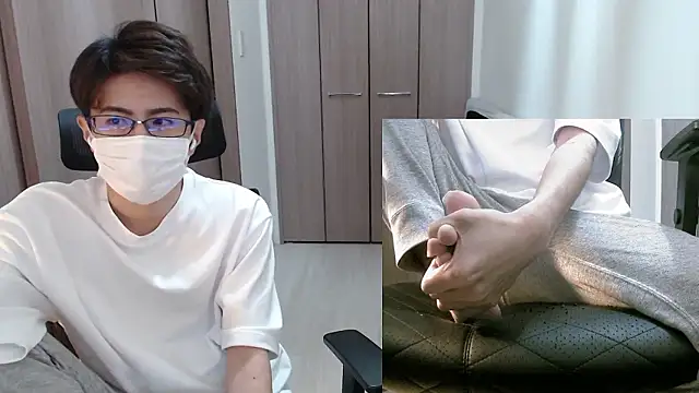 Snapshot of ryota_kkk chatting on 10-29-25, 02:14 ryota kkk online show from 10-29-25, 02:14