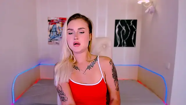  Ravenaa online show from 09-19-25, 02:18