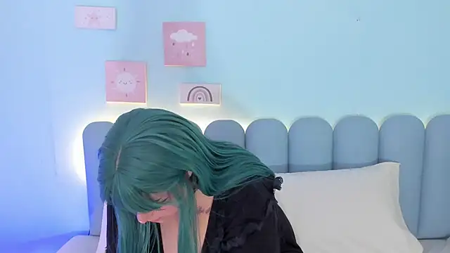 curvy rousi online show from 11-18-25, 11:47