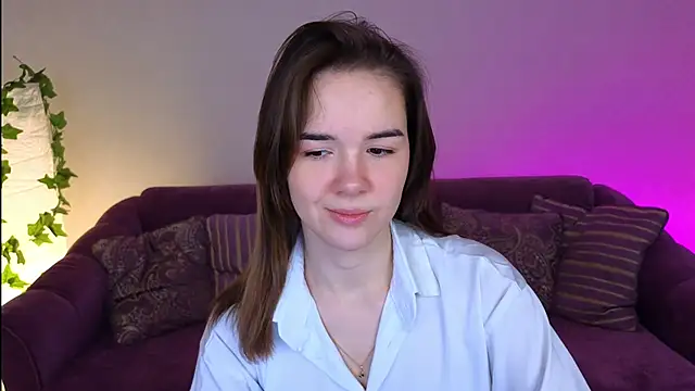 Snapshot of LindaRobertz chatting on 01-24-25, 06:03 LindaRobertz online show from 01-24-25, 06:03