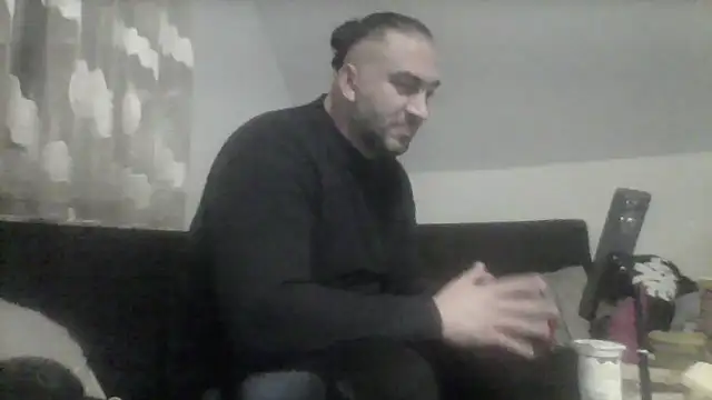 Snapshot of NewyorkDimi chatting on 01-30-25, 02:38 NewyorkDimi online show from 01-30-25, 02:38