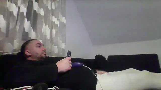 Snapshot of NewyorkDimi chatting on 03-12-25, 11:33 NewyorkDimi online show from 03-12-25, 11:33