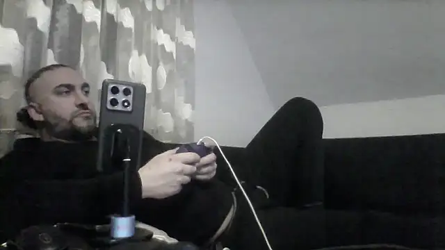 Snapshot of NewyorkDimi chatting on 03-21-25, 05:00 NewyorkDimi online show from 03-21-25, 05:00