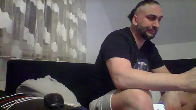 Snapshot of NewyorkDimi chatting on 03-22-25, 04:03 NewyorkDimi online show from 03-22-25, 04:03