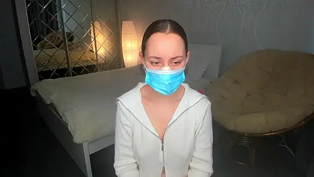 Snapshot of MelodyOfLovee chatting on 03-18-25, 05:52 MelodyOfLovee online show from 03-18-25, 05:52