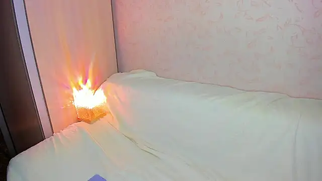 MelodyOfLovee online show from 01-18-26, 02:48