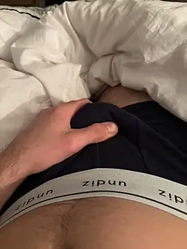 Snapshot of val6910 chatting on 01-16-25, 08:57 val6910 online show from 01-16-25, 08:57