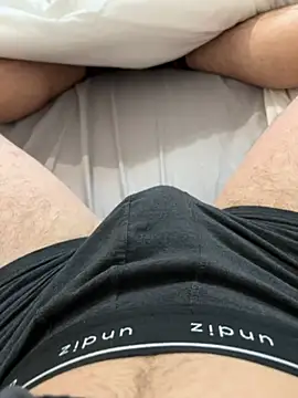 Snapshot of val6910 chatting on 03-20-25, 04:42 val6910 online show from 03-20-25, 04:42