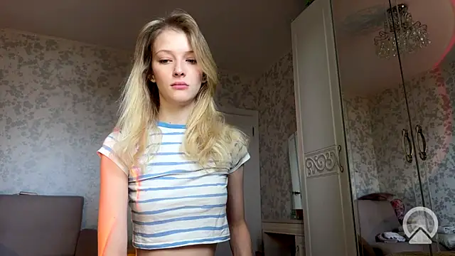 Evvie Summn1 online show from 09-12-25, 05:07