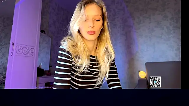 Evvie Summn1 online show from 09-29-25, 06:07