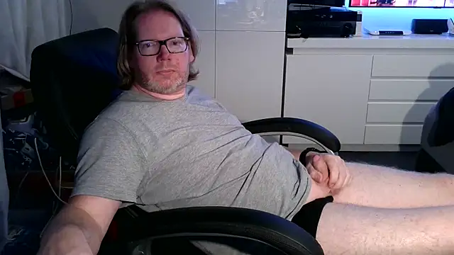 Snapshot of VSteph chatting on 10-01-25, 07:42 VSteph online show from 10-01-25, 07:42