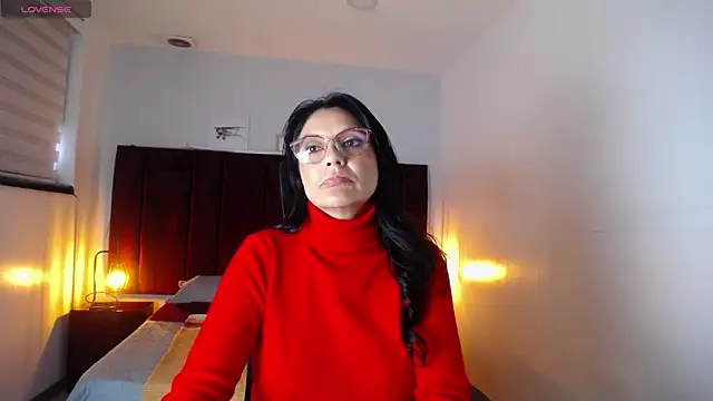 Zuzana21 online show from 12-31-24, 04:25