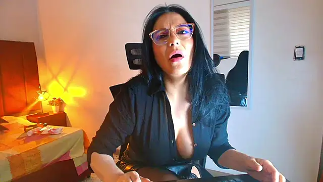 Zuzana21 online show from 10-03-25, 12:57