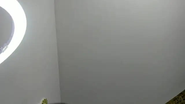 Snapshot of PandoraRider chatting on 01-11-26, 12:10 PandoraRider online show from 01-11-26, 12:10