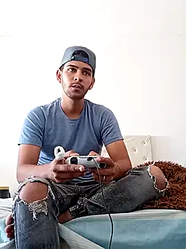 Melwil  online show from 01-08-25, 06:52