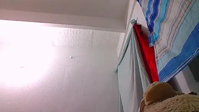 Snapshot of perverted_couple_- chatting on 12-12-24, 10:20 perverted couple - online show from 12-12-24, 10:20