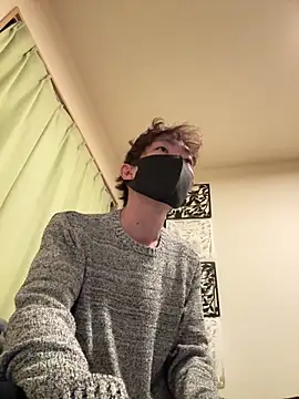 Snapshot of UKI06 chatting on 12-20-24, 02:16 UKI06 online show from 12-20-24, 02:16