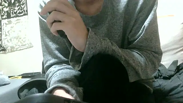 Snapshot of UKI06 chatting on 03-14-25, 05:35 UKI06 online show from 03-14-25, 05:35