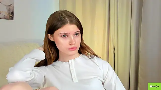 Hello Vivienne online show from 12-08-24, 11:03