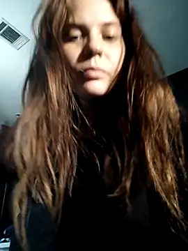 Snapshot of Mercedez_BaBy chatting on 03-07-25, 04:22 Mercedez BaBy online show from 03-07-25, 04:22