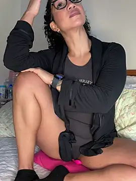 soli-lov online show from 01-20-25, 04:34