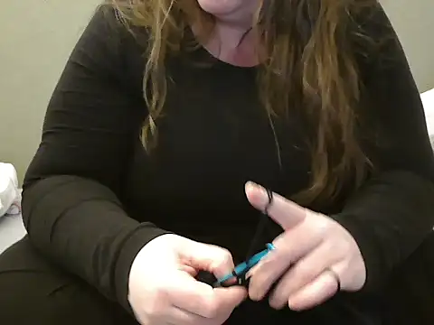 Snapshot of MarthaBriest chatting on 02-08-25, 02:38 MarthaBriest online show from 02-08-25, 02:38