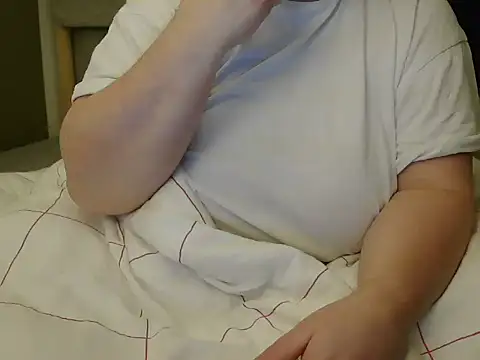 Snapshot of MarthaBriest chatting on 02-20-25, 03:01 MarthaBriest online show from 02-20-25, 03:01