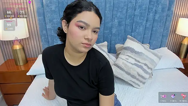 pretty sunlight  online show from 11-05-25, 02:11