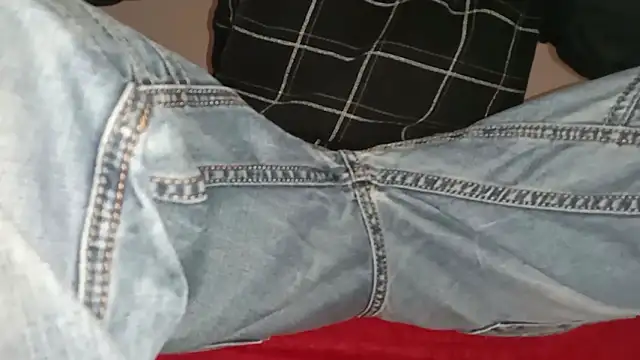 Snapshot of penisblock chatting on 02-02-25, 04:00 penisblock online show from 02-02-25, 04:00