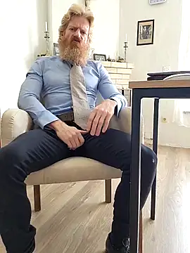 Gingerbeard40 online show from 11-27-25, 10:50