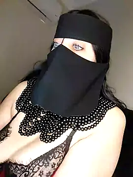 Snapshot of -Arab_milf- chatting on 01-28-25, 09:51 -Arab milf- online show from 01-28-25, 09:51