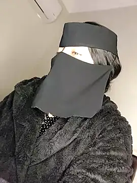 Snapshot of -Arab_milf- chatting on 02-10-25, 08:20 -Arab milf- online show from 02-10-25, 08:20