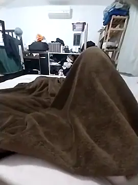 Snapshot of luluankle chatting on 09-25-25, 11:41 luluankle online show from 09-25-25, 11:41