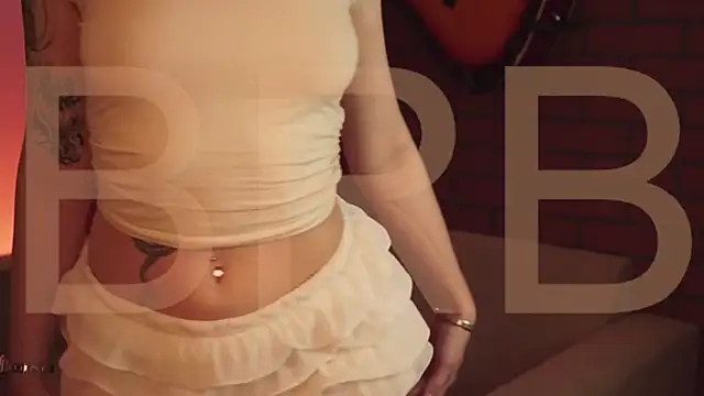 EllieCutes online show from 02-06-26, 08:18