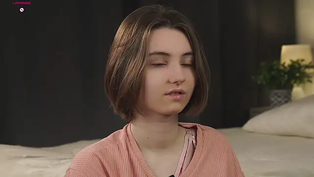 MeghanElson online show from 03-04-26, 01:39