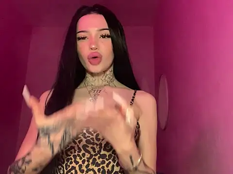 madelinexx online show from 02-24-25, 07:09