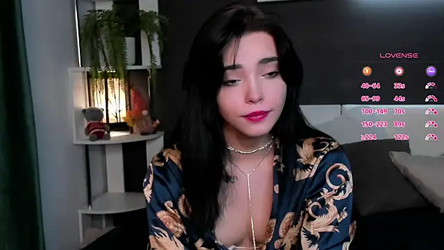 Snapshot of WildaBendell chatting on 01-18-25, 05:04 WildaBendell online show from 01-18-25, 05:04