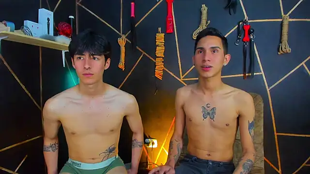 Snapshot of MillersKink chatting on 02-13-25, 07:52 MillersKink online show from 02-13-25, 07:52