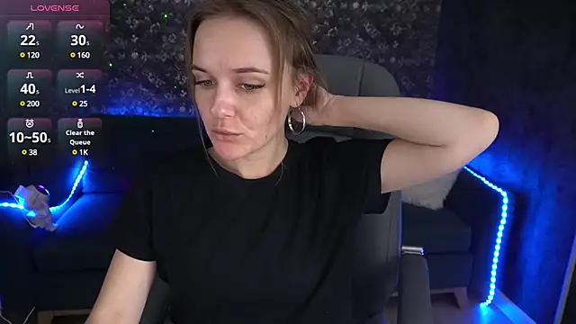 MaribelRiverr  online show from 12-15-24, 10:07