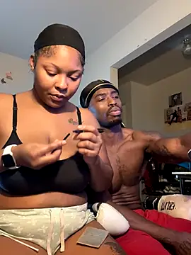 exotic  couple online show from 09-25-25, 04:05