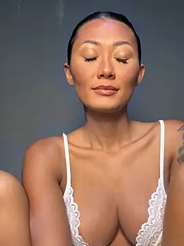 thai-dreamgirl online show from 02-10-26, 11:03