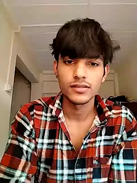 Snapshot of kingkartik7 chatting on 01-11-25, 10:40 kingkartik7 online show from 01-11-25, 10:40